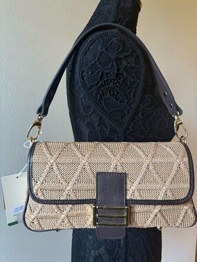 Divina Firenze made in Italy crochet bag with leather trim